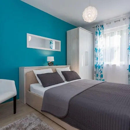 Apartman Petar - 50m From Sea