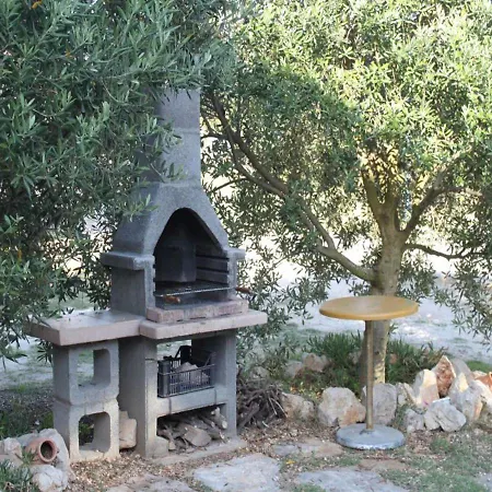 Apartment Petar - 50m From Sea *