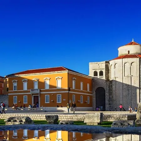 Petar - 50m From Sea Zadar