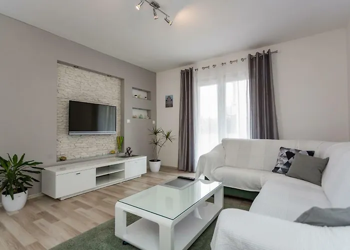 Petar - 50m From Sea * Задар